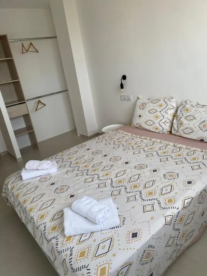 Maison Bella Empuriabrava 0*,